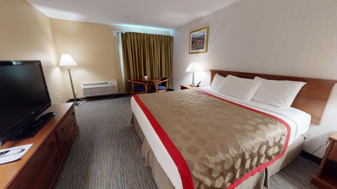 Ramada By Wyndham Strasburg - Shenandoah Valley Dış mekan fotoğraf