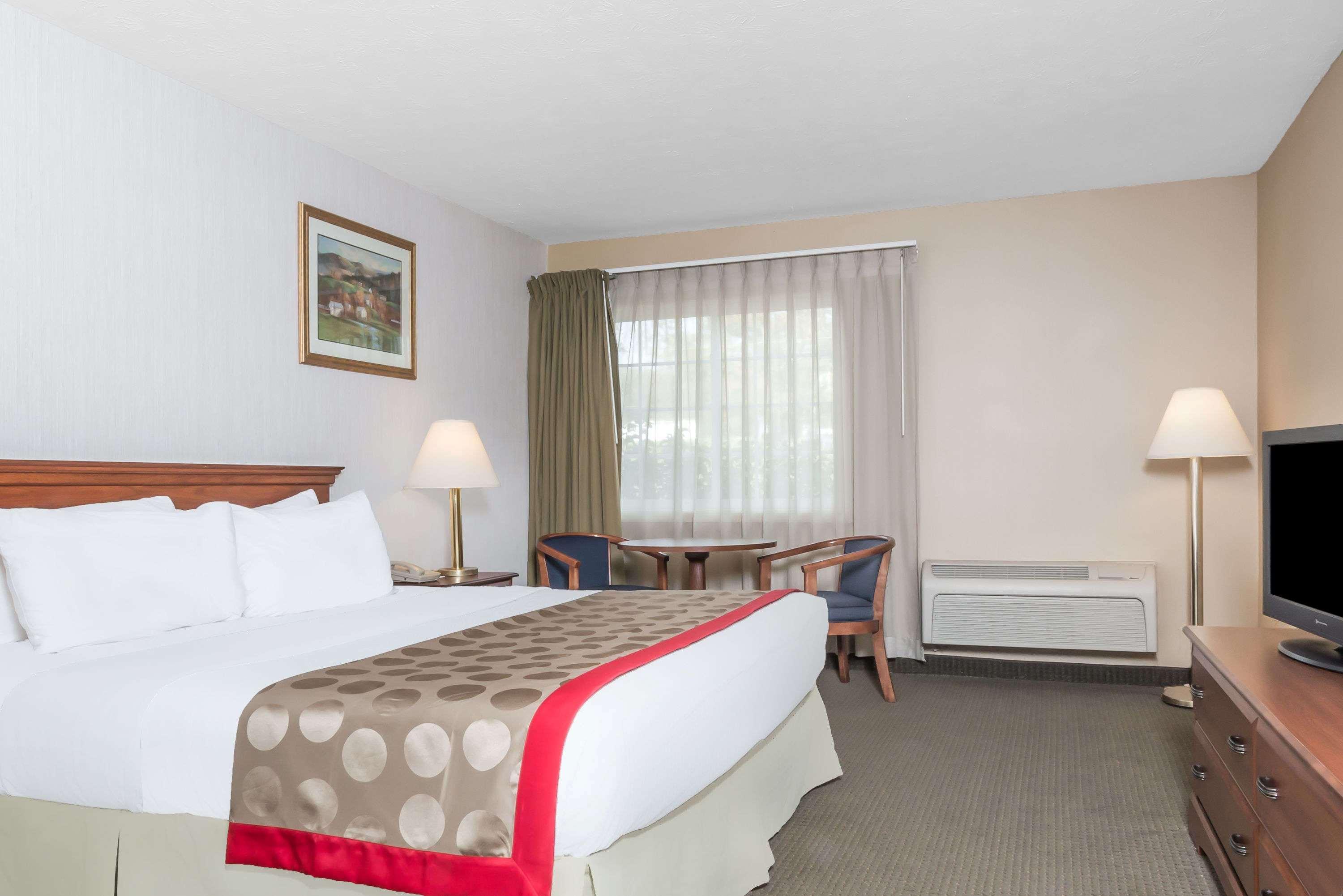 Ramada By Wyndham Strasburg - Shenandoah Valley Dış mekan fotoğraf